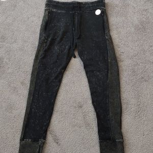 NWT women's yoga leggings